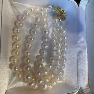 Pearl  bracelet